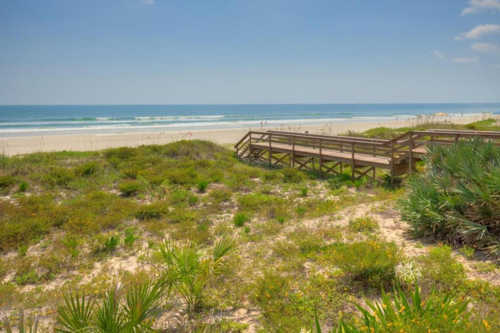 A Wave From It All Oceanview 2Nd Level Patio Jacksonville Beach Exterior foto